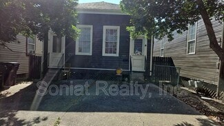 Building Photo - 1505 Clouet St