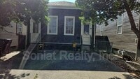 Building Photo - 1505 Clouet St