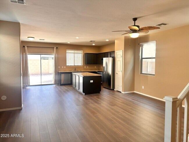Building Photo - 3854 E Battala Ave