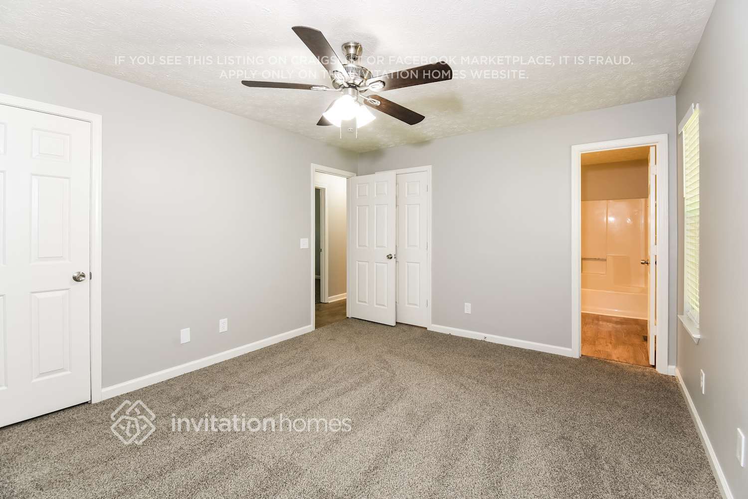 Building Photo - 900 Barros Cir