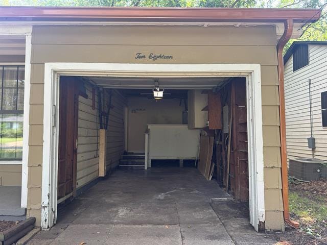 Building Photo - 1018 W Brockett St