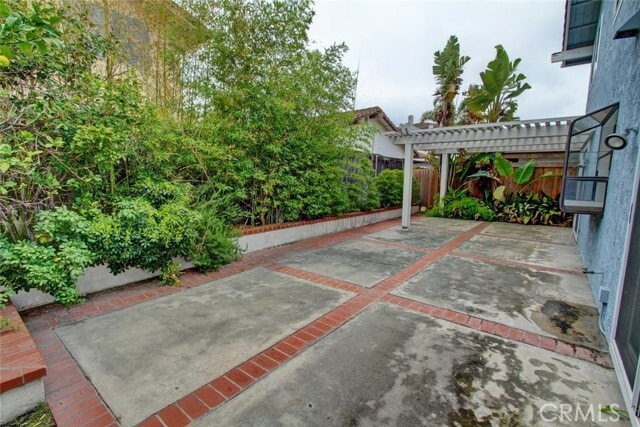 Building Photo - 8 Sparrowhawk