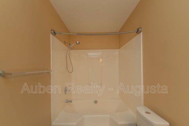 Building Photo - 312 Caldwell Cir