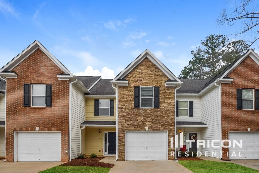 Building Photo - 6692 Villa Ct