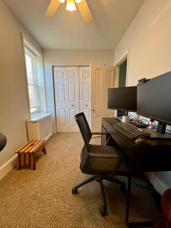 Building Photo - Gorgeous 3-Bedroom Townhome in East Falls! Available June 1st!