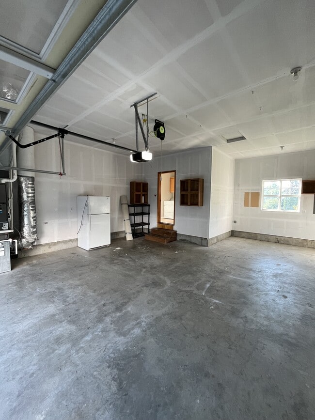 Building Photo - 1341 Colony Ct