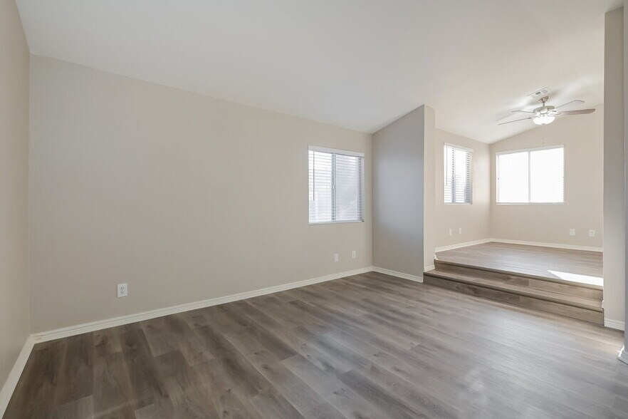 Building Photo - 1733 Toltec Cir