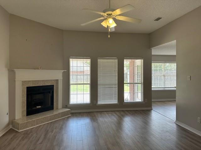 Building Photo - 2719 Rosebud Dr