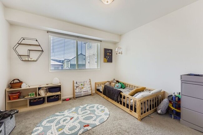 Building Photo - 9335 Arklow Wy