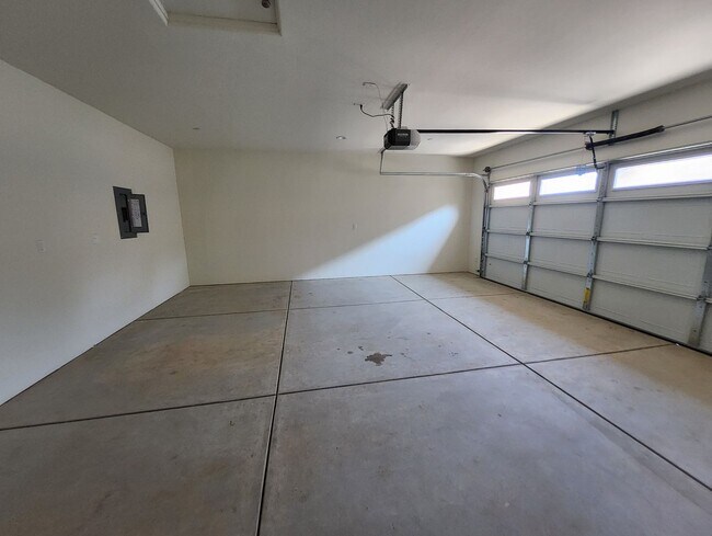 Building Photo - 8315 Frankie Lou St