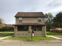 Building Photo - 1120 Manor Ave