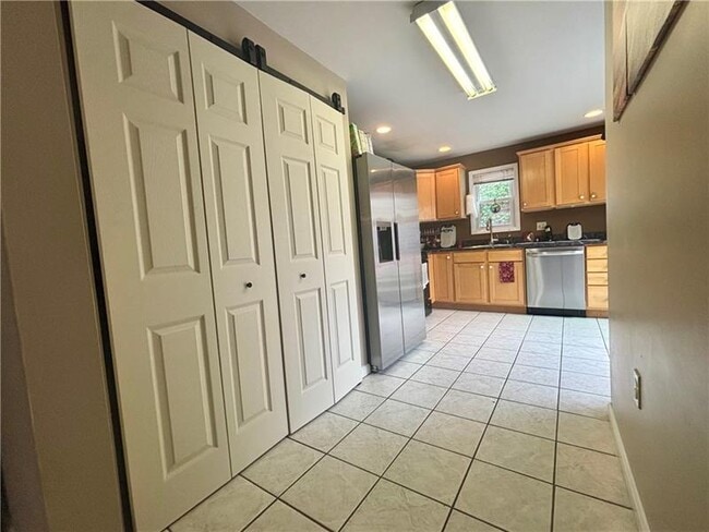 Building Photo - 2513 Larkins Wy