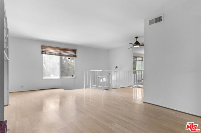 Building Photo - 4660 Coldwater Canyon Ave