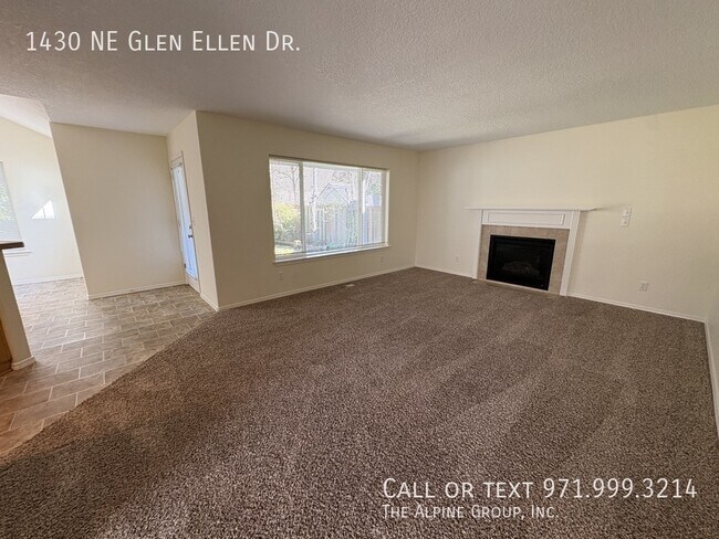 Building Photo - 1430 NE Glen Ellen Dr