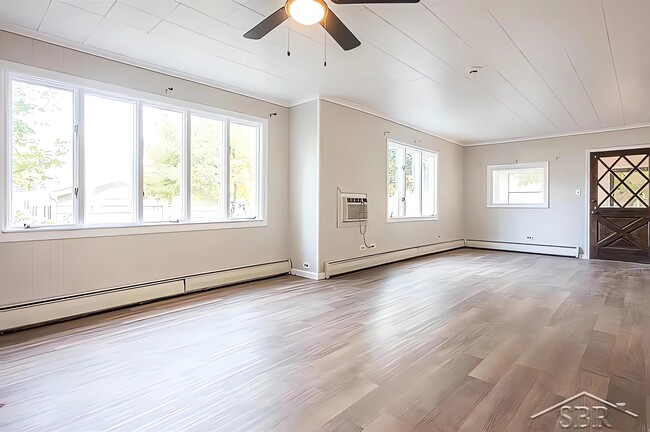 Building Photo - 1519 Mershon St