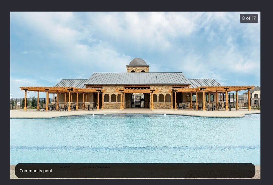 Building Photo - 4705 Teverola Dr