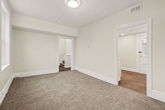 Building Photo - 145 S Pitt St