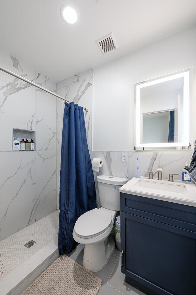 Building Photo - 72 Nelson Ave