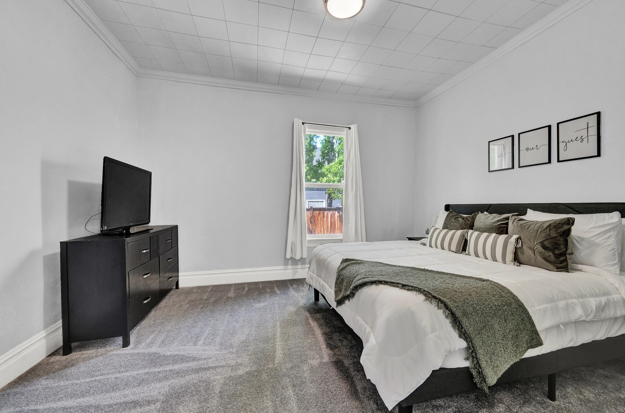 Building Photo - 369 N 300 W