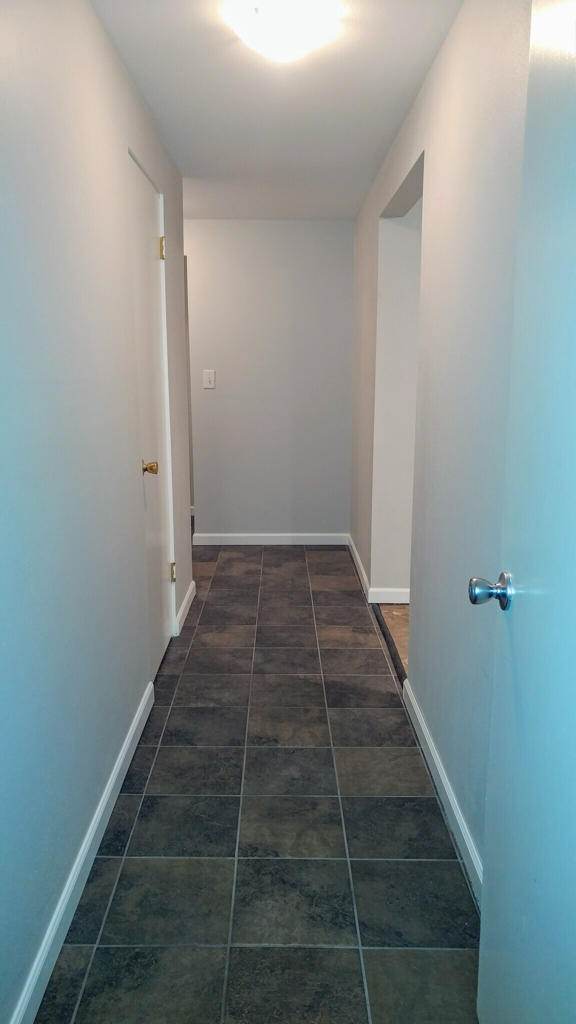 Building Photo - 242 Elm St