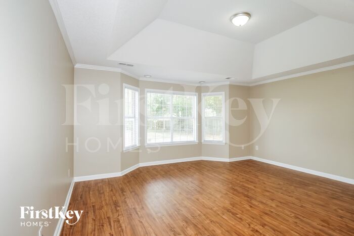 Building Photo - 10166 Green Moss Dr N