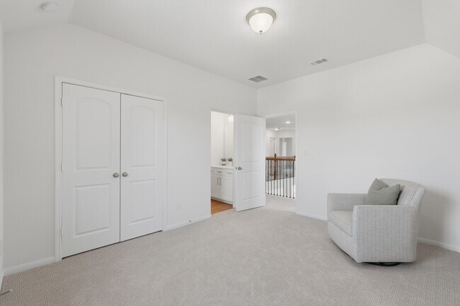 Building Photo - 208 Peninsula Pt Dr