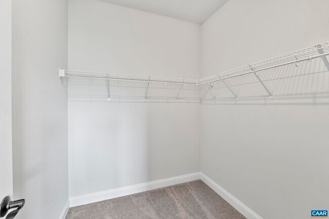 Building Photo - 598 Bleeker St