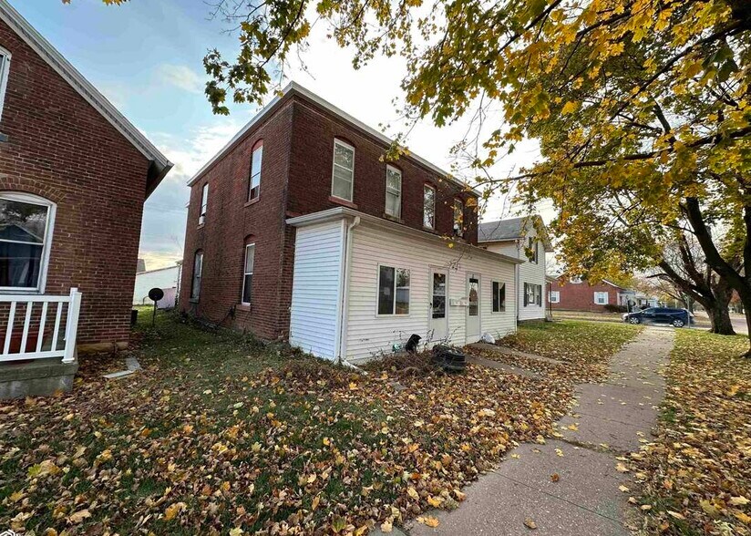 Building Photo - 1432 Avenue D