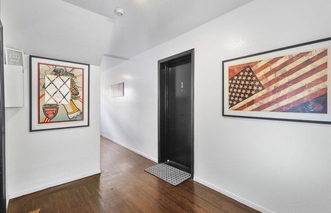 Building Photo - 1551 St Charles St