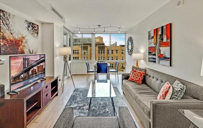 Primary Photo - 2201 I St NW