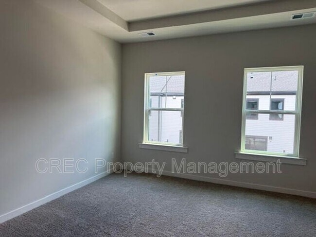 Building Photo - 596 Scholar Way