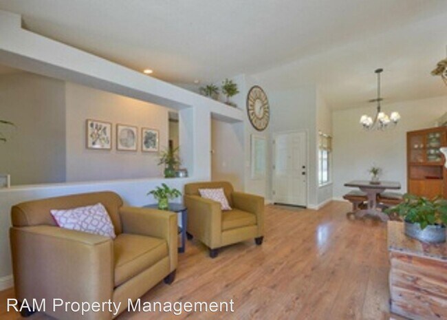 Building Photo - 4 br, 2 bath House - 9270 Loganberry Dr