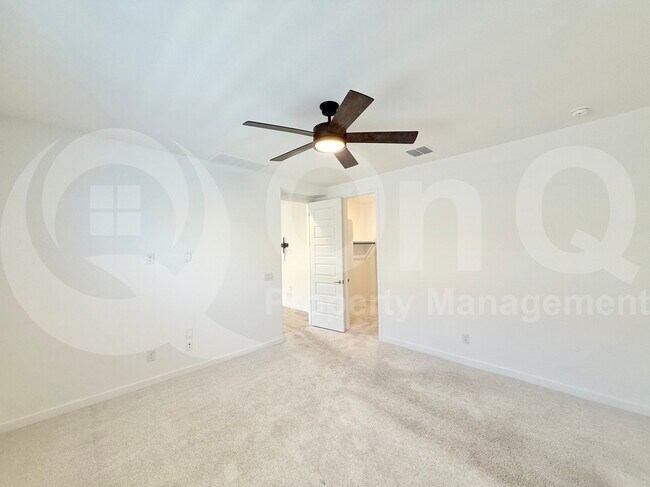 Building Photo - 3266 E Wild Dr