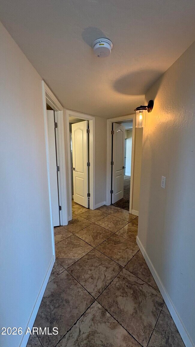 Building Photo - 19638 N 73rd Ave