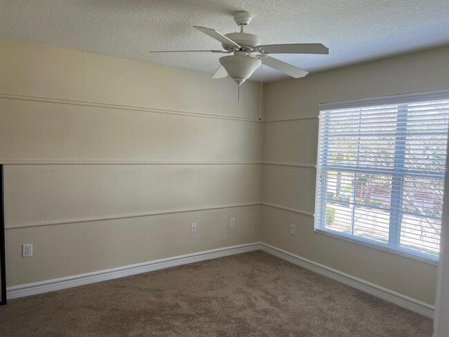 Building Photo - 106 Carina Cir