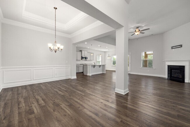 Building Photo - 55 Bushel Basket Dr