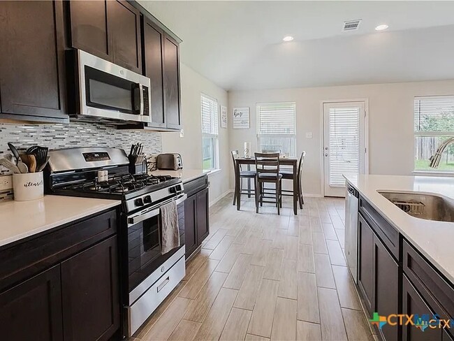 Building Photo - 228 Sage Meadows Dr