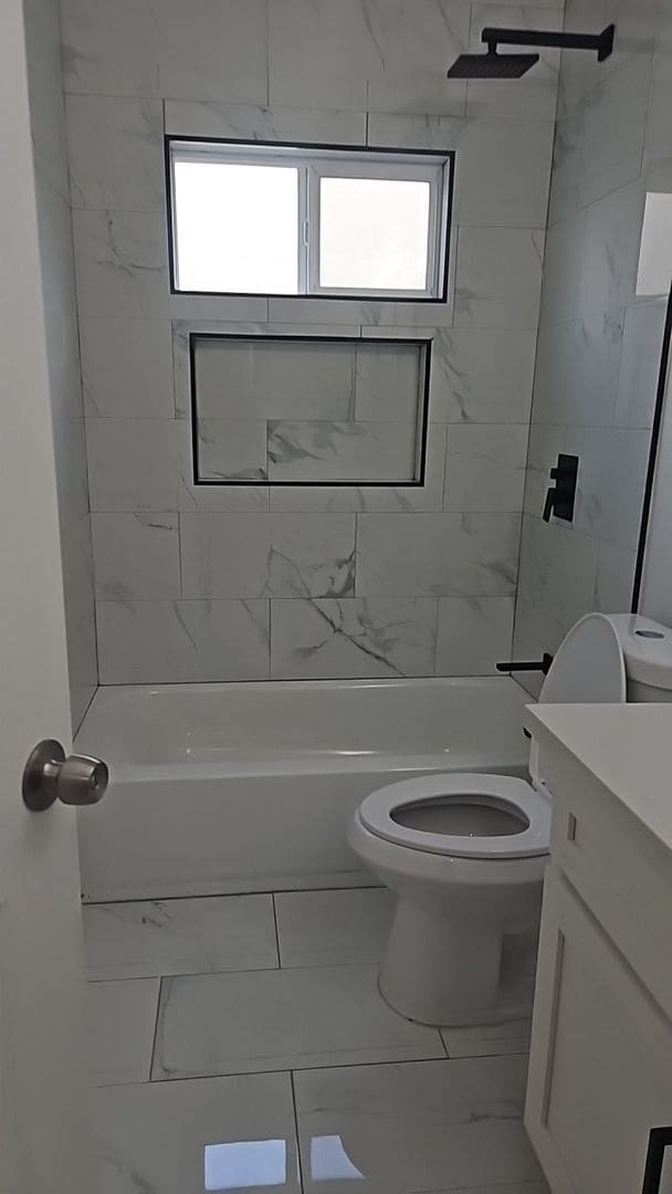 Building Photo - 947 W Magnolia St