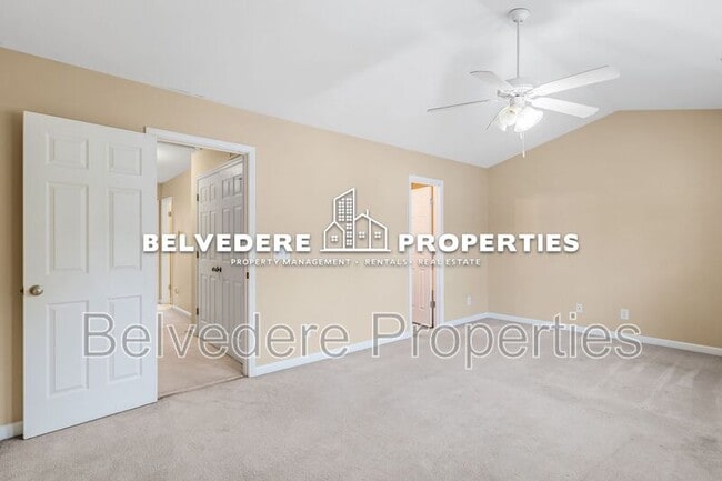 Building Photo - 39 Ackland Dr