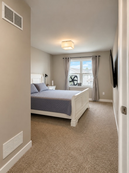 Primary Bed - 1907 Eggum Rd
