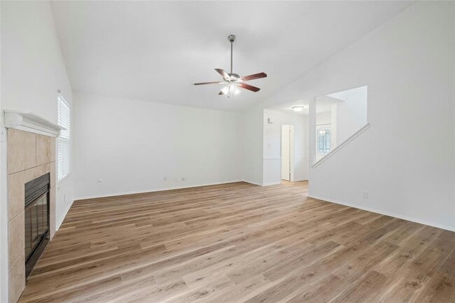 Building Photo - 605 Wild Briar Cv