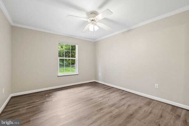 Building Photo - 5871 Paine Run Pl