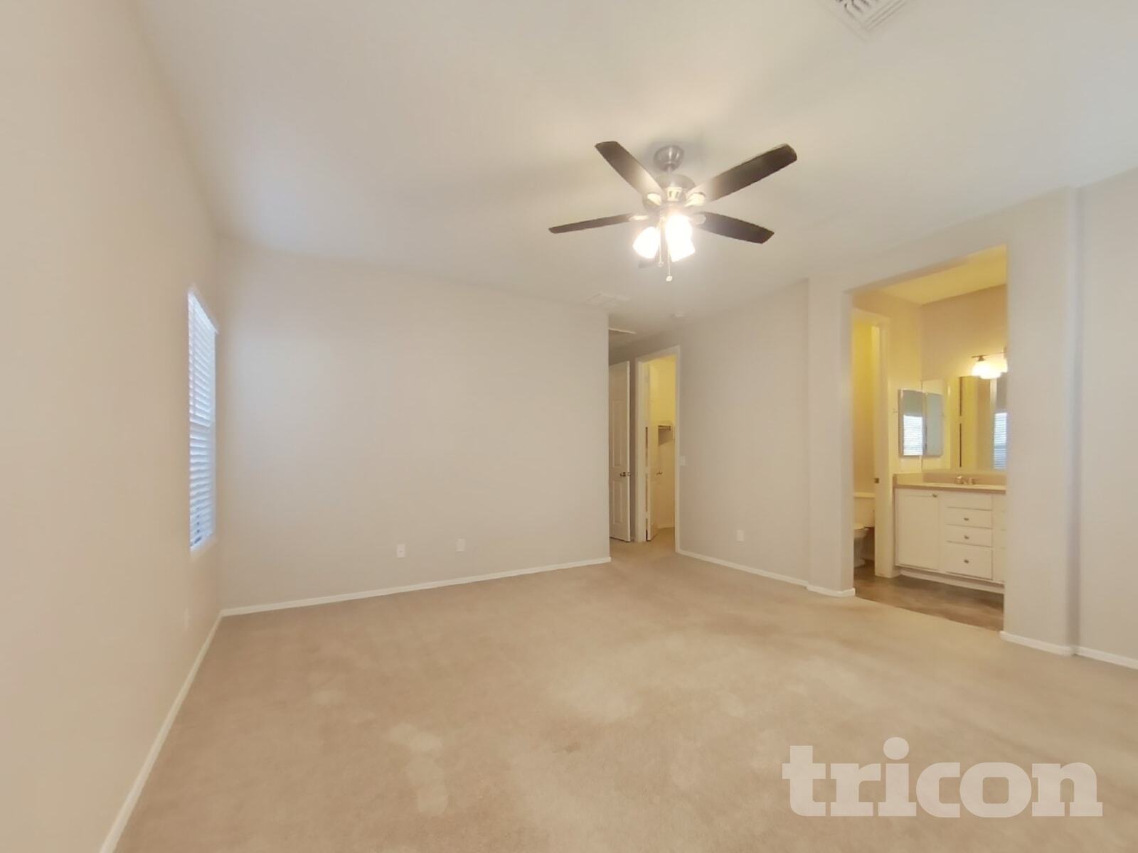 Building Photo - 15409 W Cameron Dr