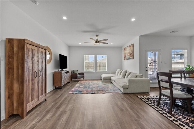 Building Photo - 3109 Magnolia Pass Ln