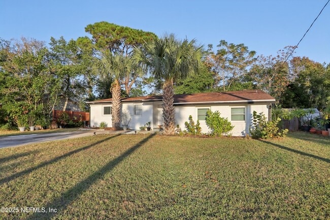 Building Photo - 409 Sailfish Dr E
