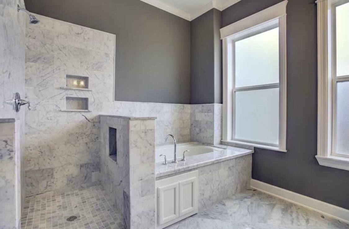 Building Photo - 2115 Bidwell Dr