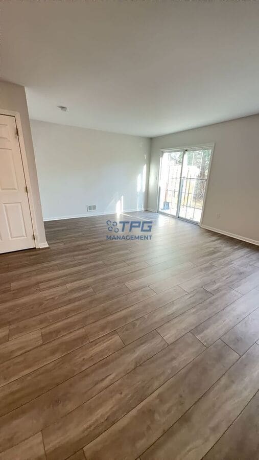 Building Photo - 109 Sandpiper Ln