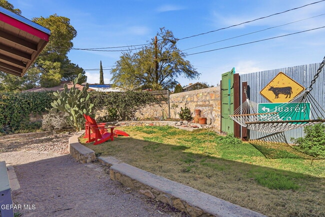 Building Photo - 3703 Cambridge Ave