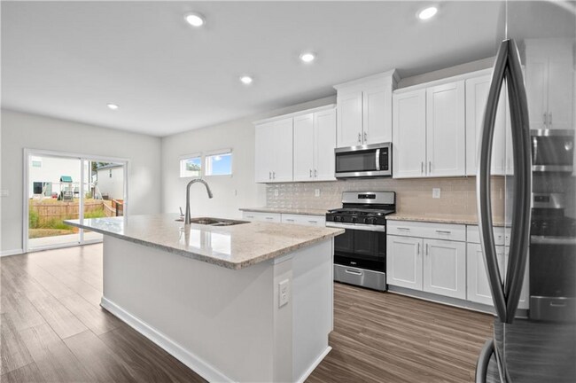 Building Photo - 5947 Green Ash Ct