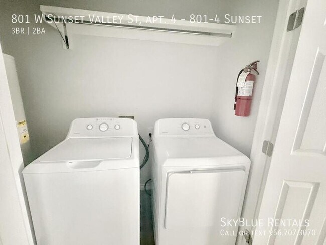 Building Photo - 801 W Sunset Valley St